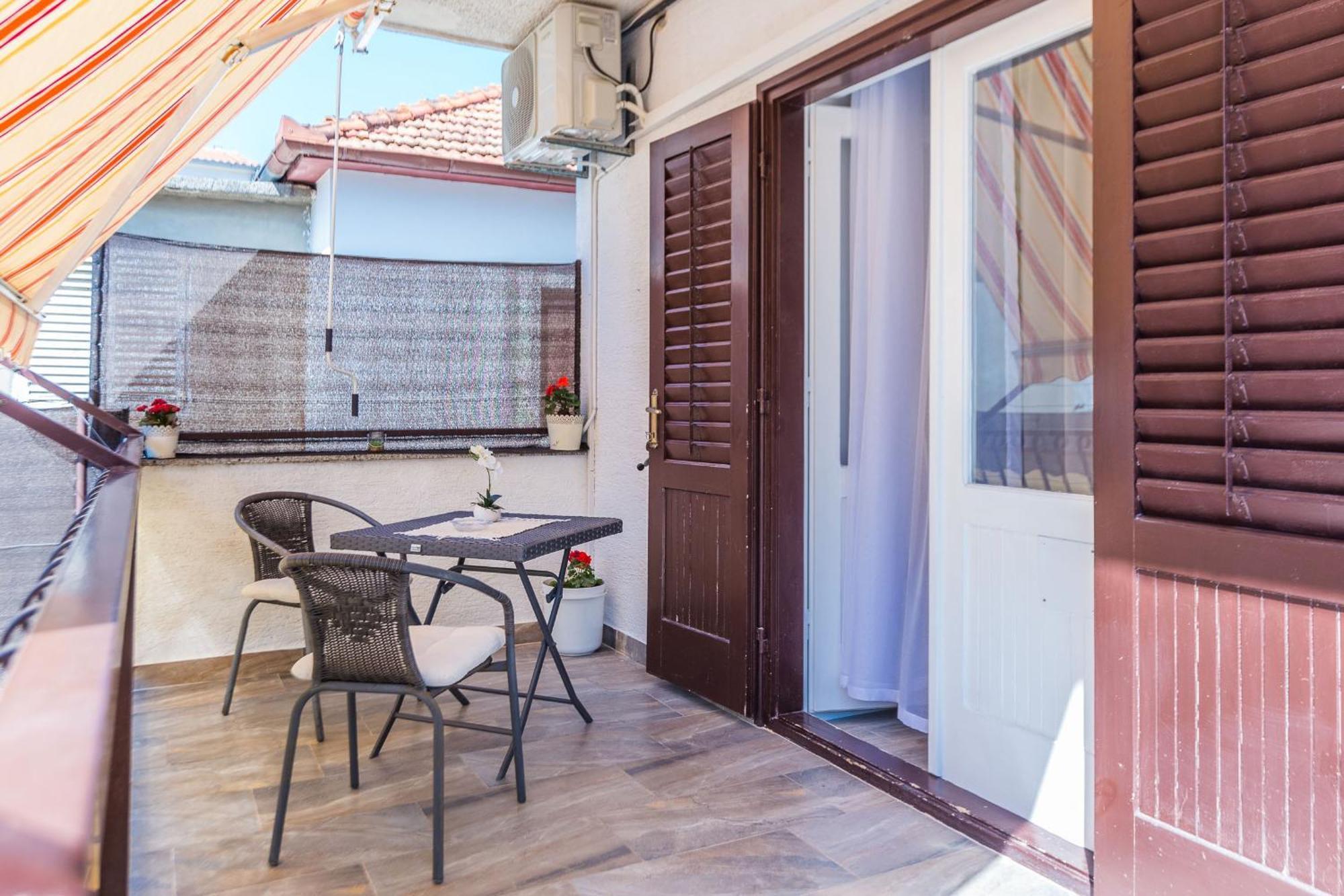 & Hosana Apartament